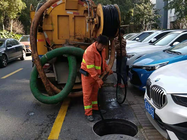 灵川排污管道清淤